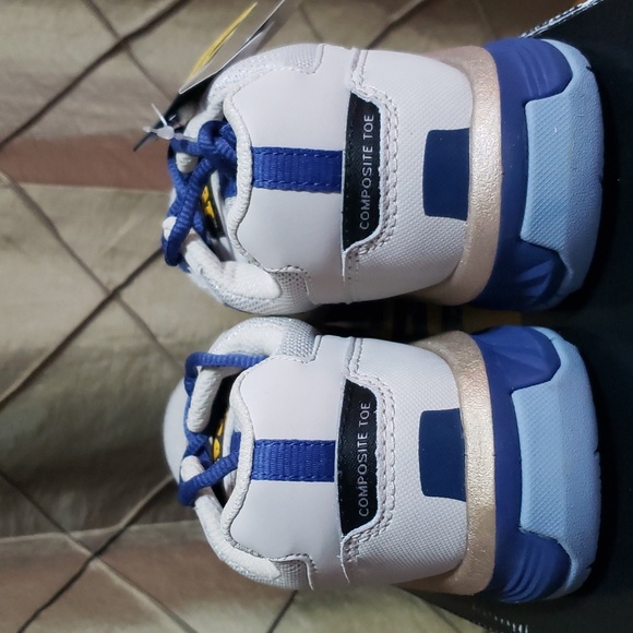 NWT- Caterpillar ‘Quake’ Safety Shoe w/Composite Toe - Picture 8 of 11